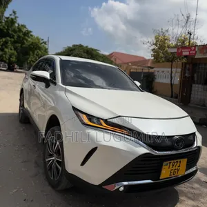 Toyota Harrier 2021 White