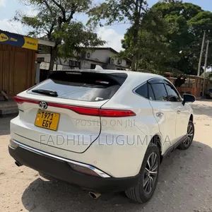 Toyota Harrier 2021 White