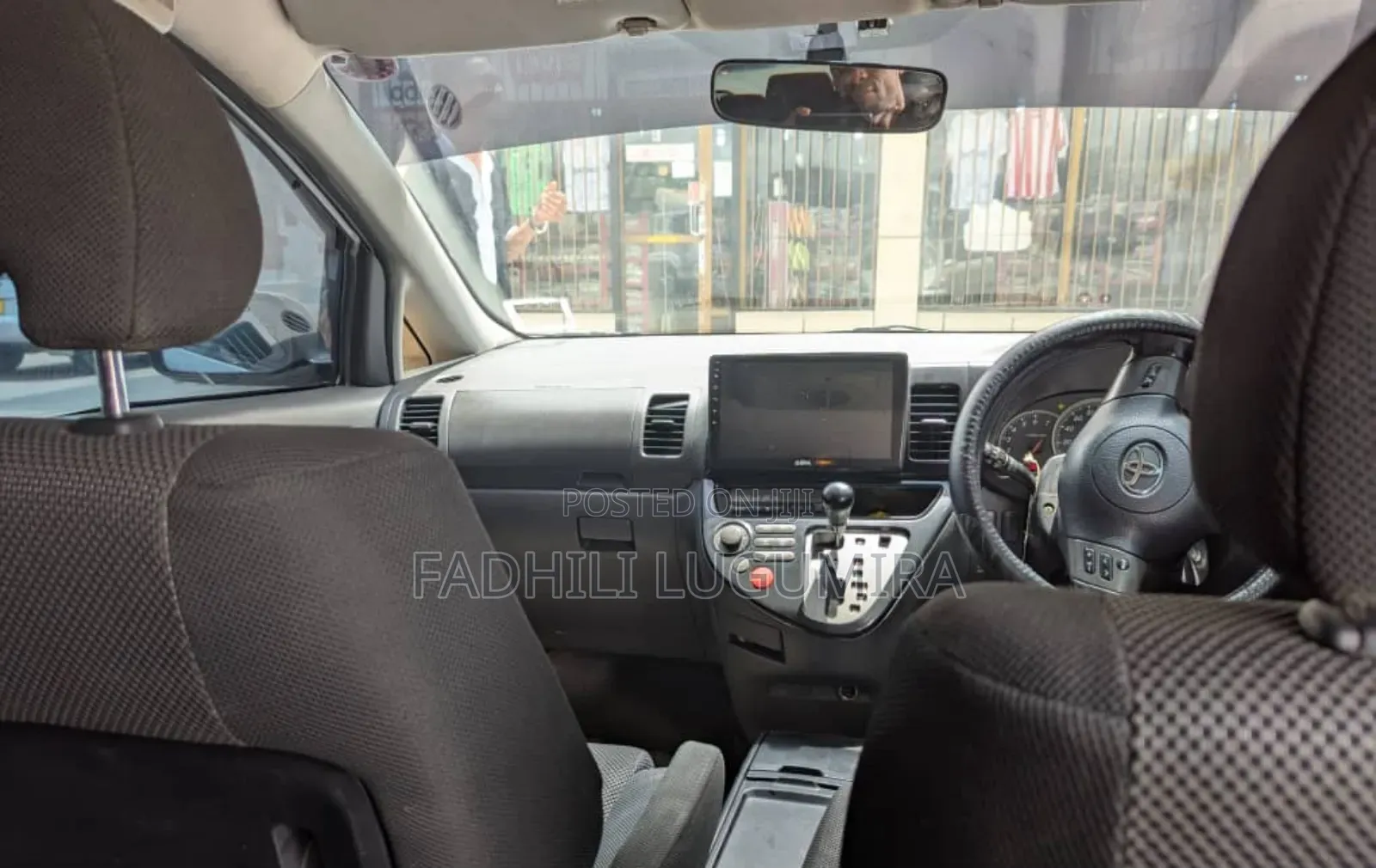 Toyota Wish 2004 Silver