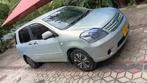 Toyota Raum 1.5 AWD 2008 Blue