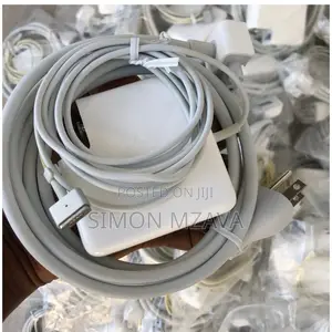 Original Macbook Chargers for Pro 15-Inch (2013–2015).