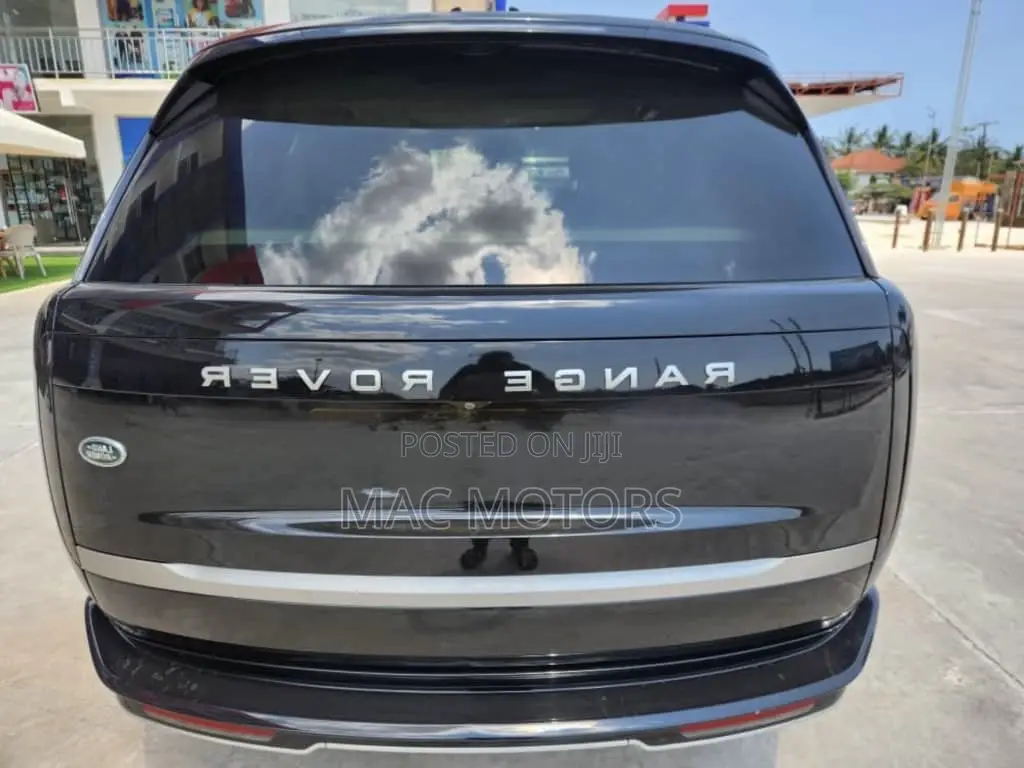 Land Rover Range Rover Vogue 2023 Black