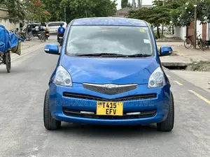 Toyota Ractis 1.3 FWD 2008 Blue