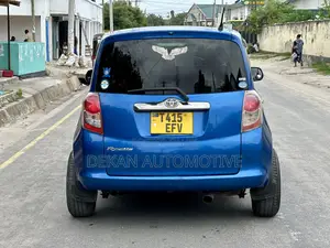 Toyota Ractis 1.3 FWD 2008 Blue