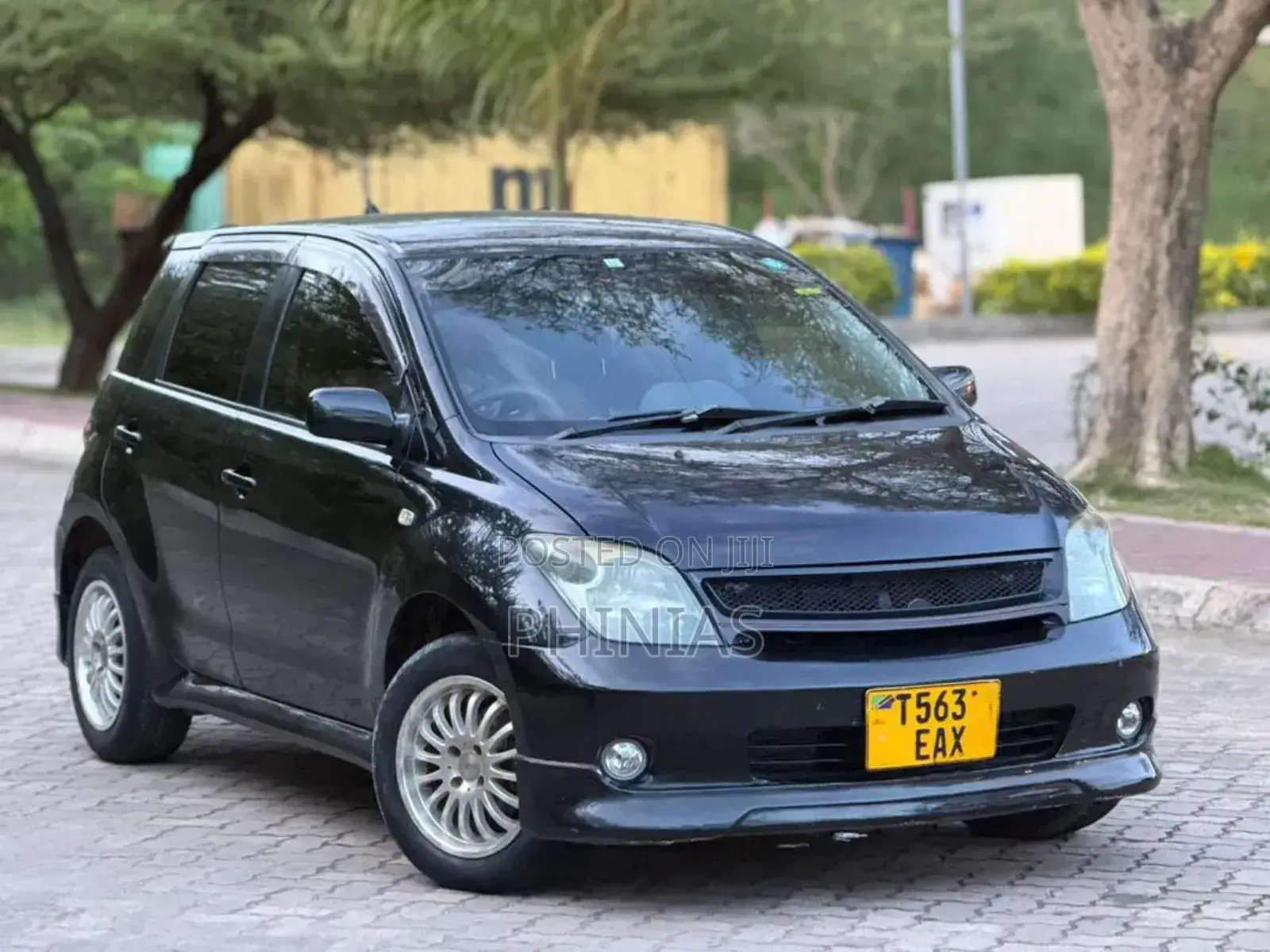 Toyota IST 2004 Black