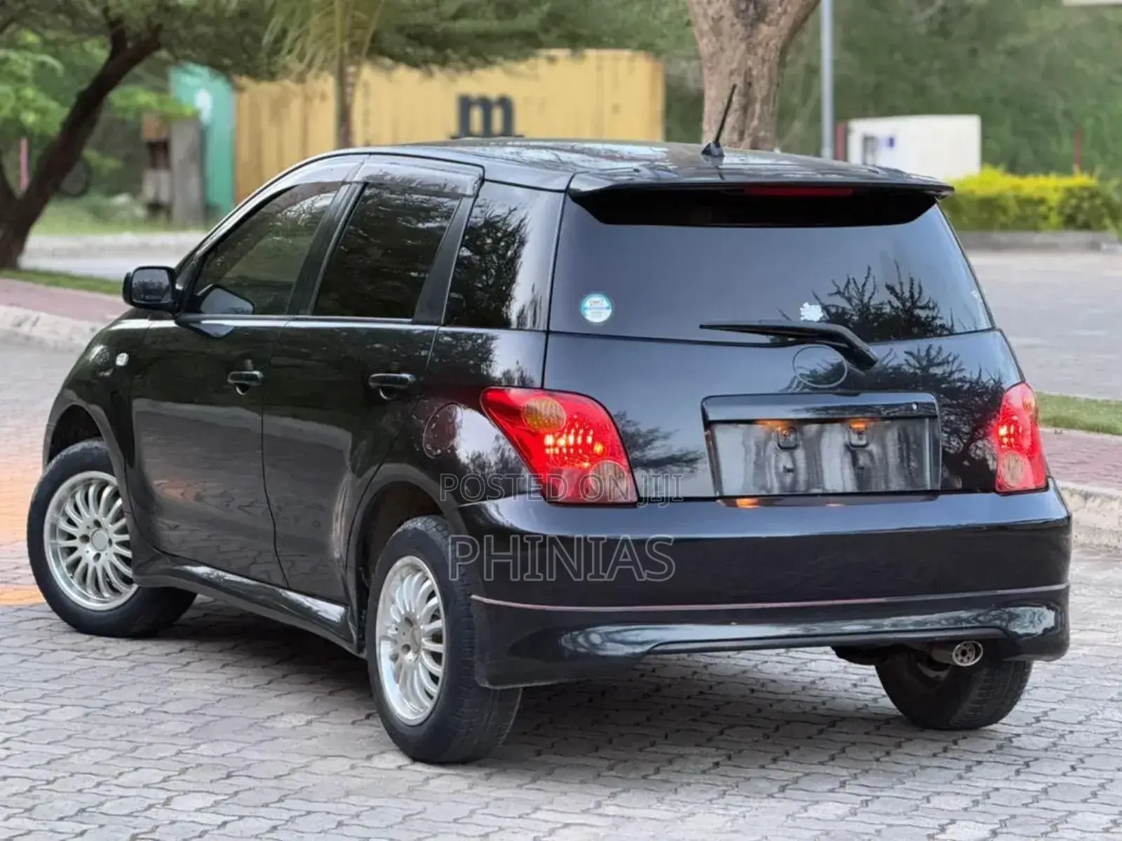 Toyota IST 2004 Black