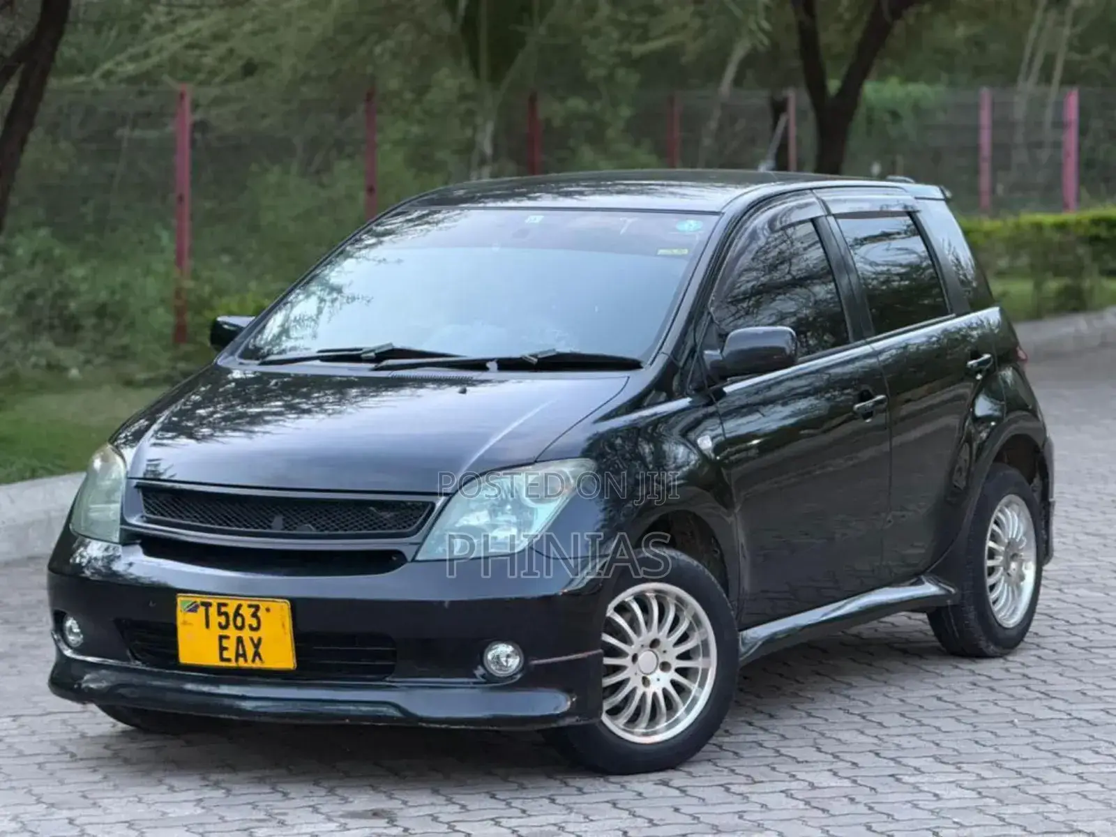 Toyota IST 2004 Black