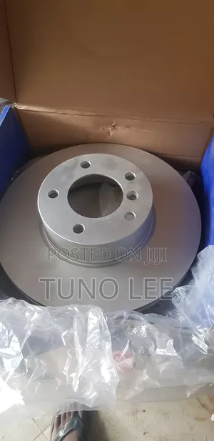 BMW E90 Brake Disk Za Mbele