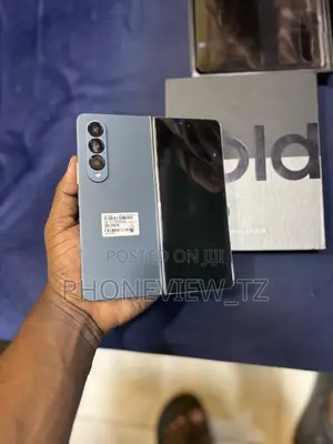 New Samsung Galaxy Z Fold4 256 GB Black
