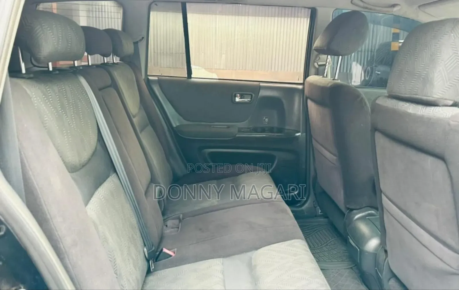 Toyota Kluger 2004 Black