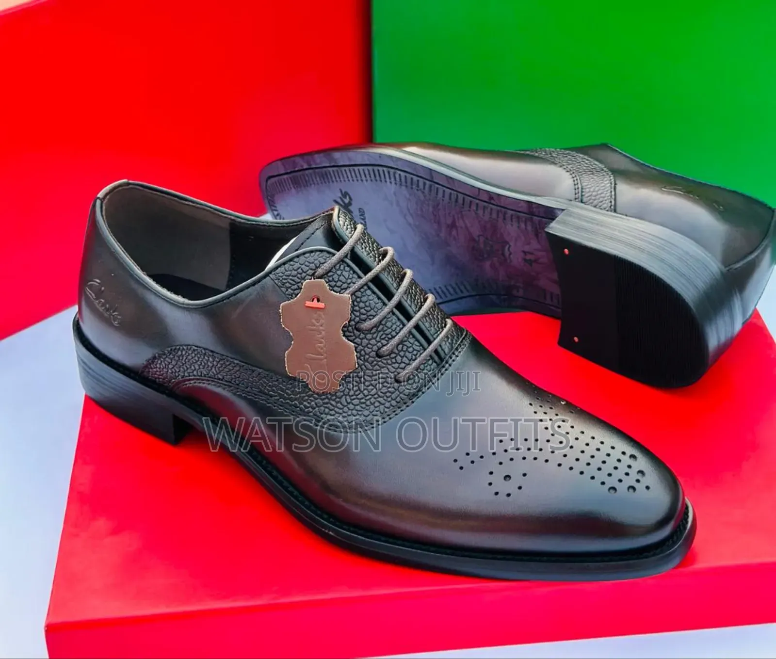 Men's Leather Shoes or Viatu Official and Classic Vya Clarks