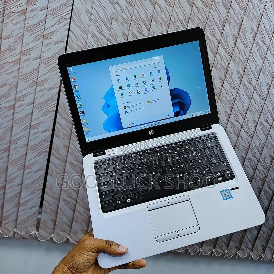 Laptop HP EliteBook 820 G4 8GB Intel Core I5 SSD 256GB