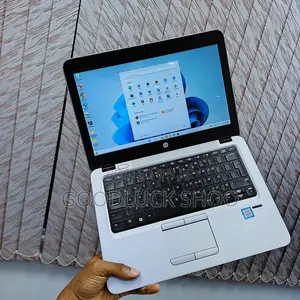 Laptop HP EliteBook 820 G4 8GB Intel Core I5 SSD 256GB