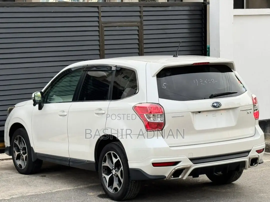 Subaru Forester 2.0XT Touring 4dr SUV AWD (2.0L 4cyl Turbo CVT) 2014 White