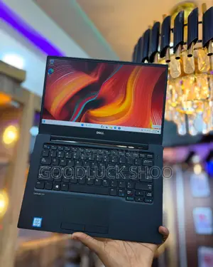 Laptop Dell Latitude 13 7370 8GB Intel Core M SSD 256GB