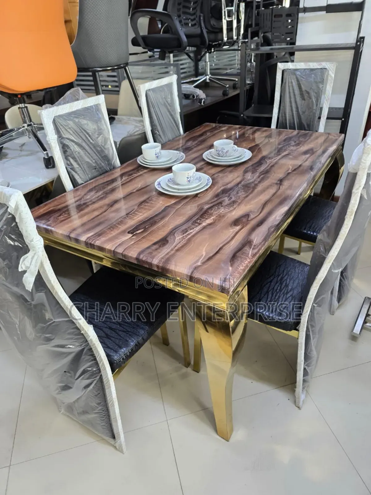 Best Design and Stylish Dining Table 6 Seats