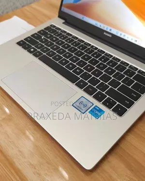 Laptop Huawei Matebook D 15 16GB Intel Core i5 SSD 1T