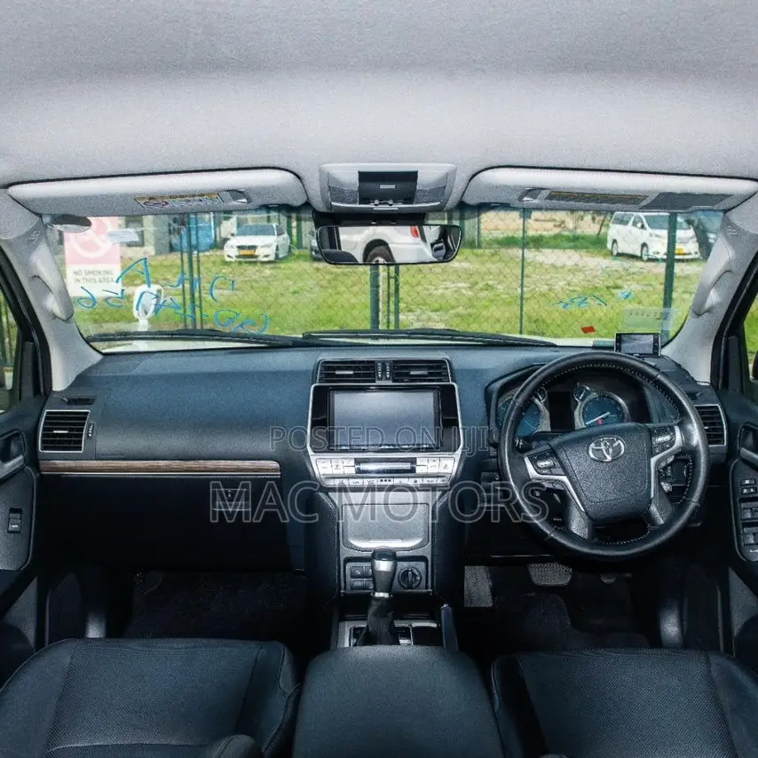 Toyota Land Cruiser Prado 2019 White