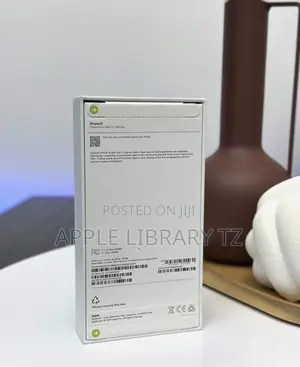 New Apple iPhone XR 128 GB White