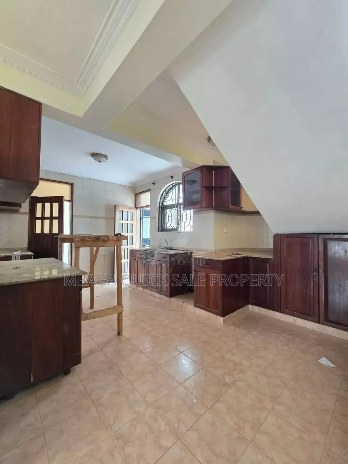 5bdrm House in Mbezi for rent
