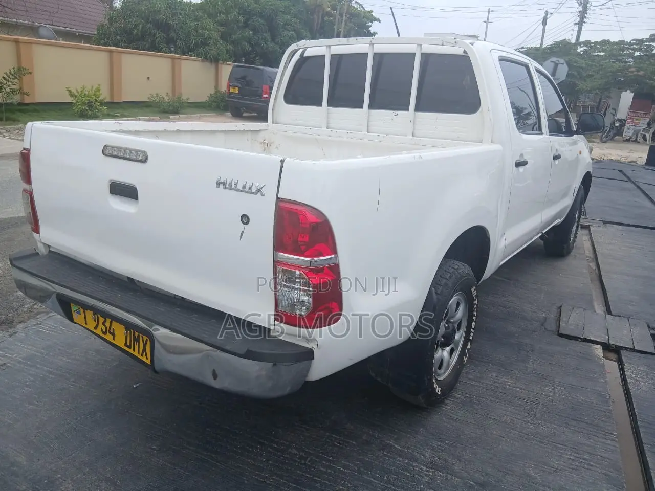 Toyota Hilux 3.0 D-4D 4x4 2014 White