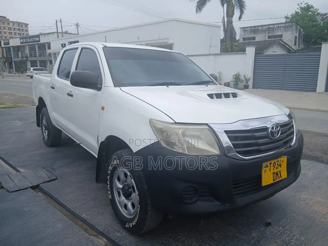 Toyota Hilux 3.0 D-4D 4x4 2014 White
