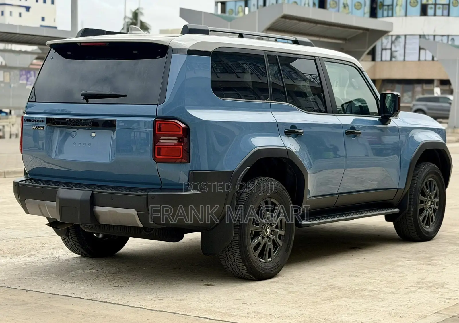 Toyota Land Cruiser Prado 2.8 2025 Blue