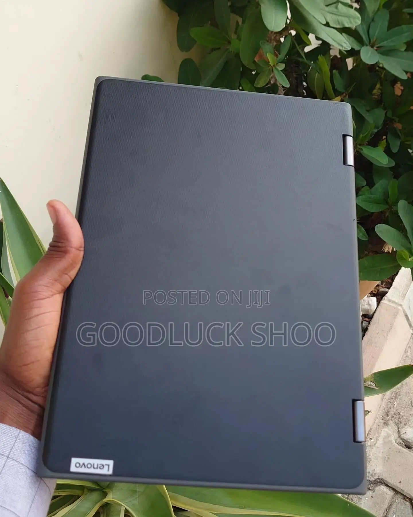 Laptop Lenovo 300e 4GB SSD 128GB