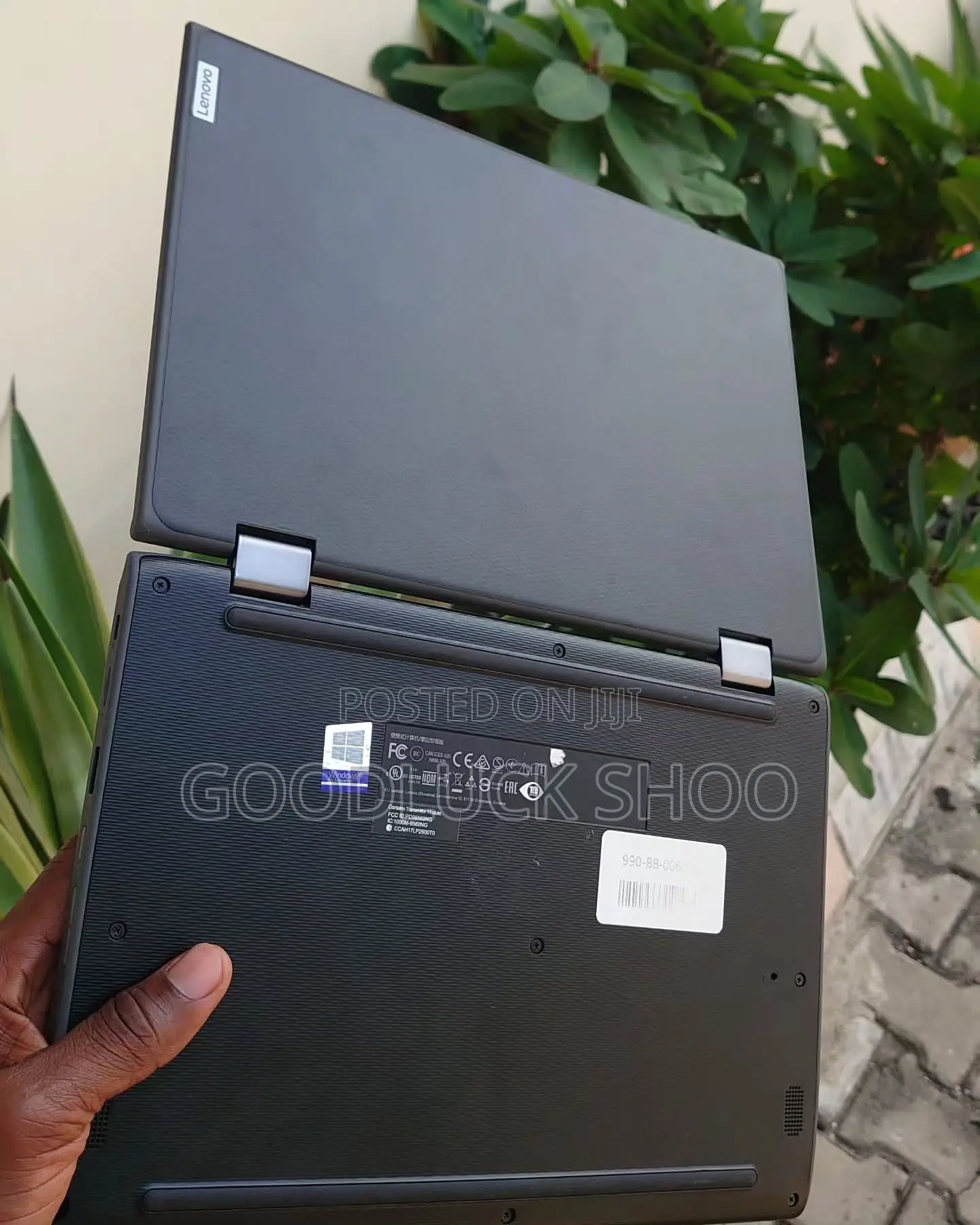 Laptop Lenovo 300e 4GB SSD 128GB