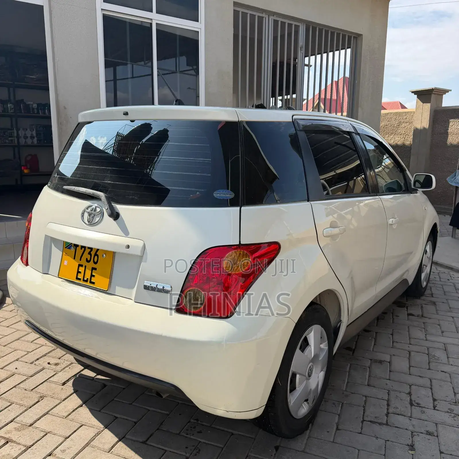 Toyota IST 2005 White