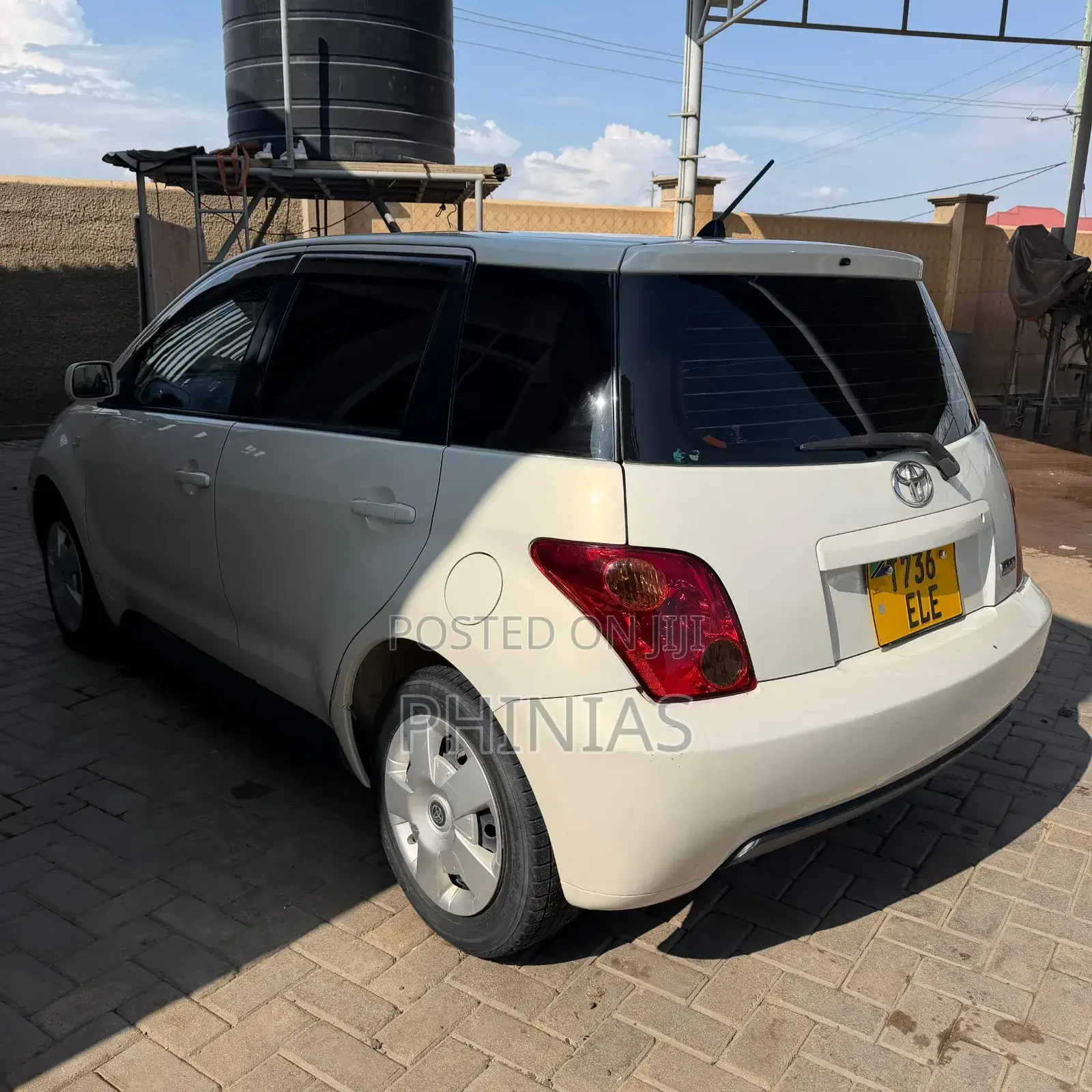 Toyota IST 2005 White