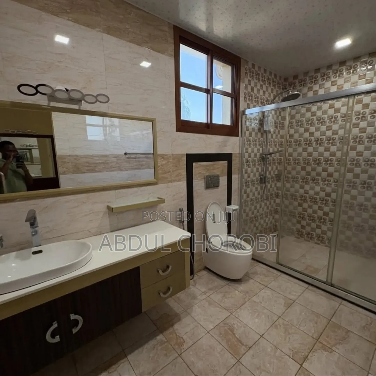 Furnished 3bdrm Villa in Ada Estate for rent