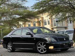 Toyota Crown 2006 Black