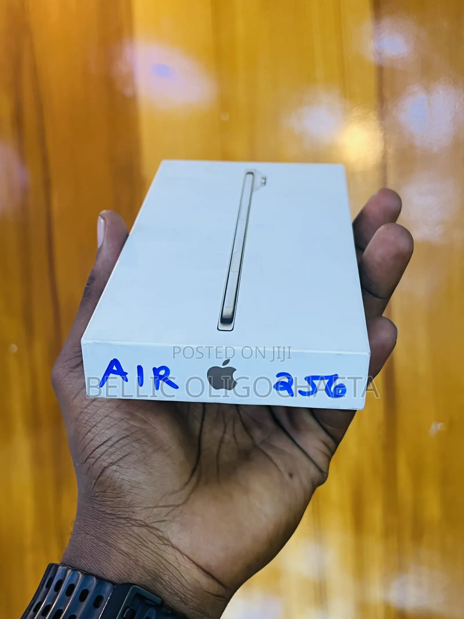 New Apple iPhone Air 512 GB Gold