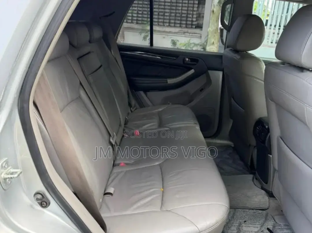 Toyota Hilux Surf 2006 Silver
