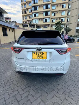 Toyota Harrier 2.0 2016 White