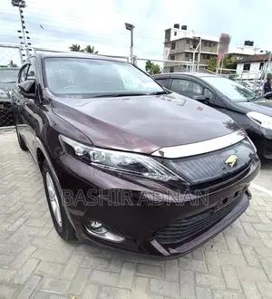 Toyota Harrier 2.0 2015 Maroon