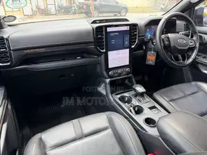Ford Ranger Wildtrak 2023 Gray