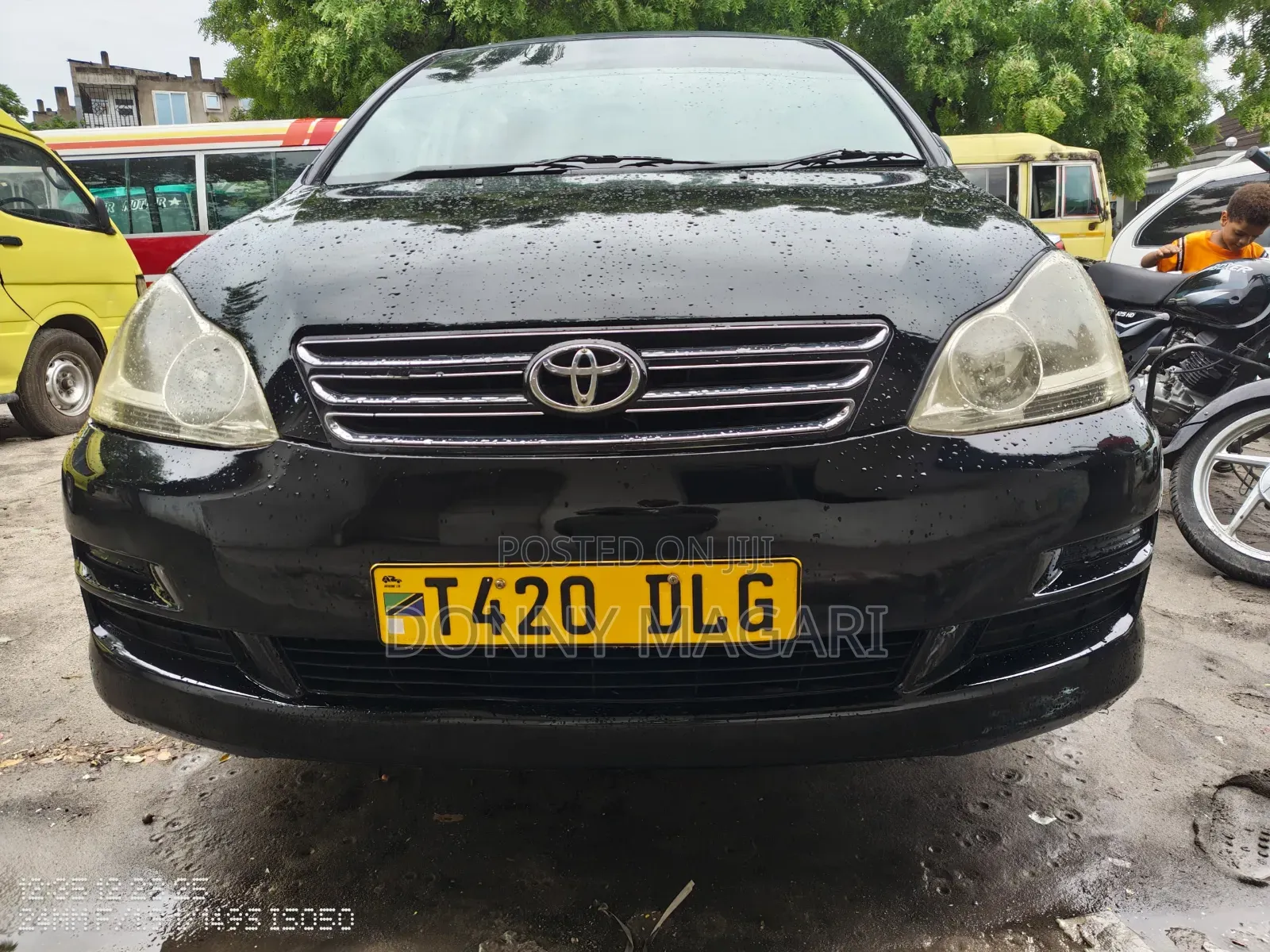Toyota Ipsum 2005 Black