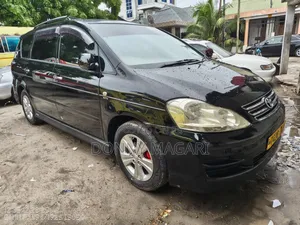 Toyota Ipsum 2005 Black