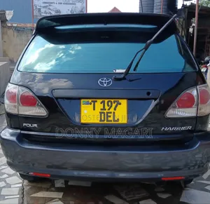 Toyota Harrier 2004 Black