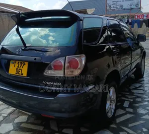 Toyota Harrier 2004 Black