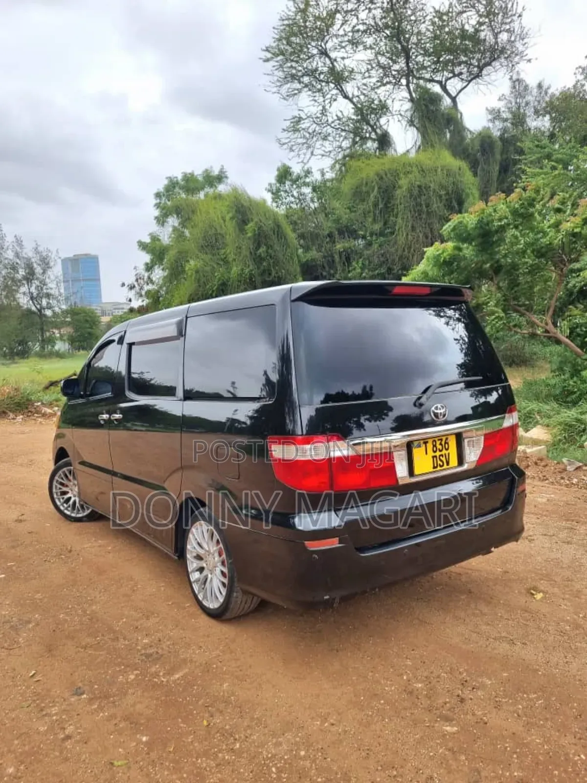 Toyota Alphard 2005 Black