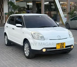 Mazda Verisa 2007 White