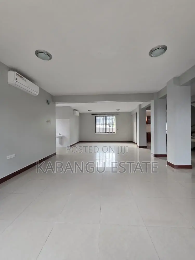 3bdrm Villa in Ada Estates for rent
