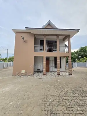 3bdrm Villa in Ada Estates for rent