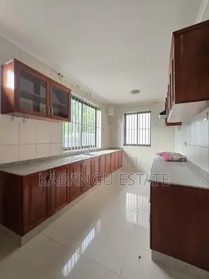 3bdrm Villa in Ada Estates for rent