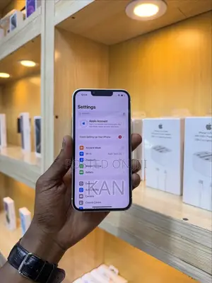 Apple iPhone 13 128 GB White