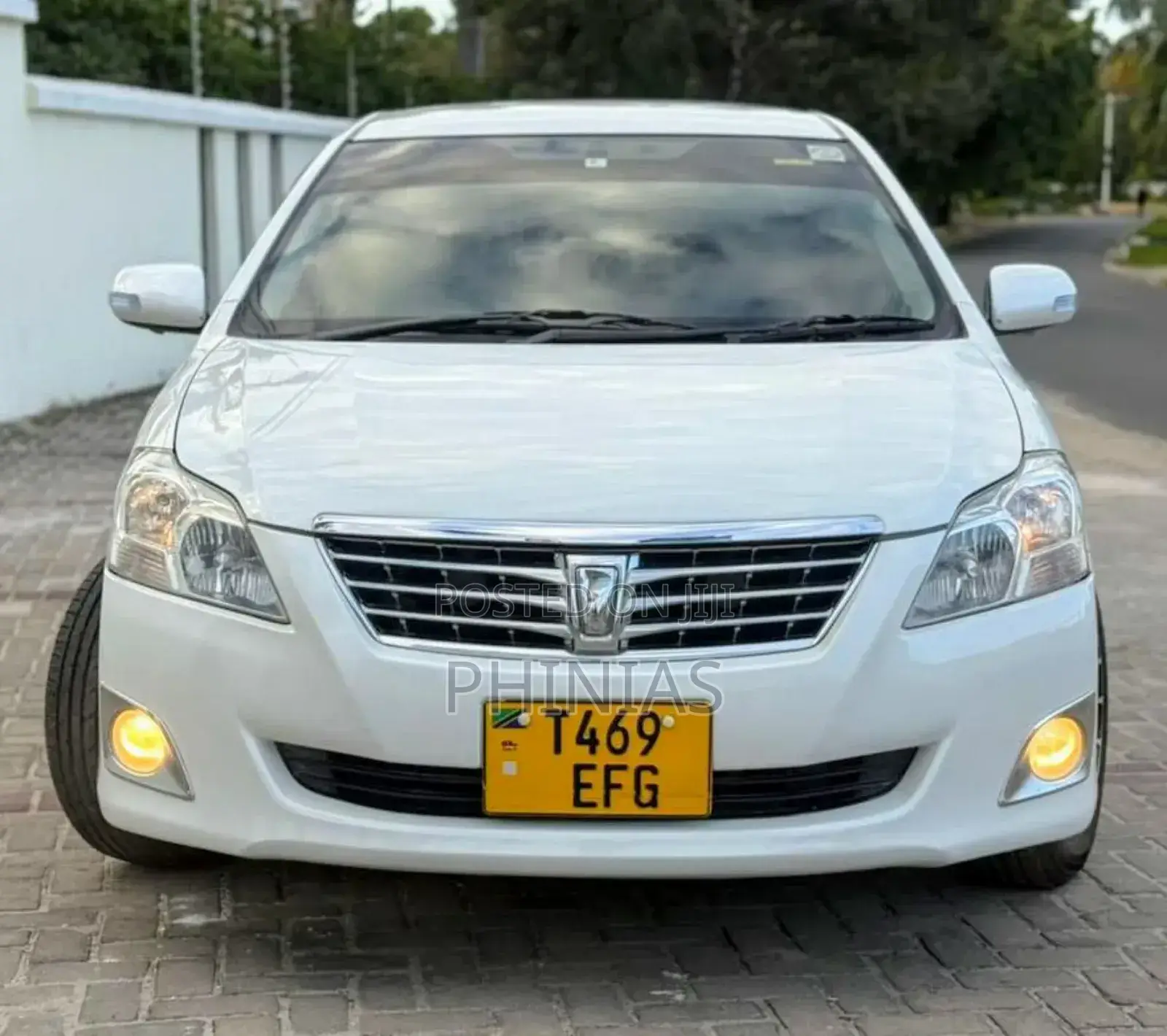 Toyota Premio 2009 Silver