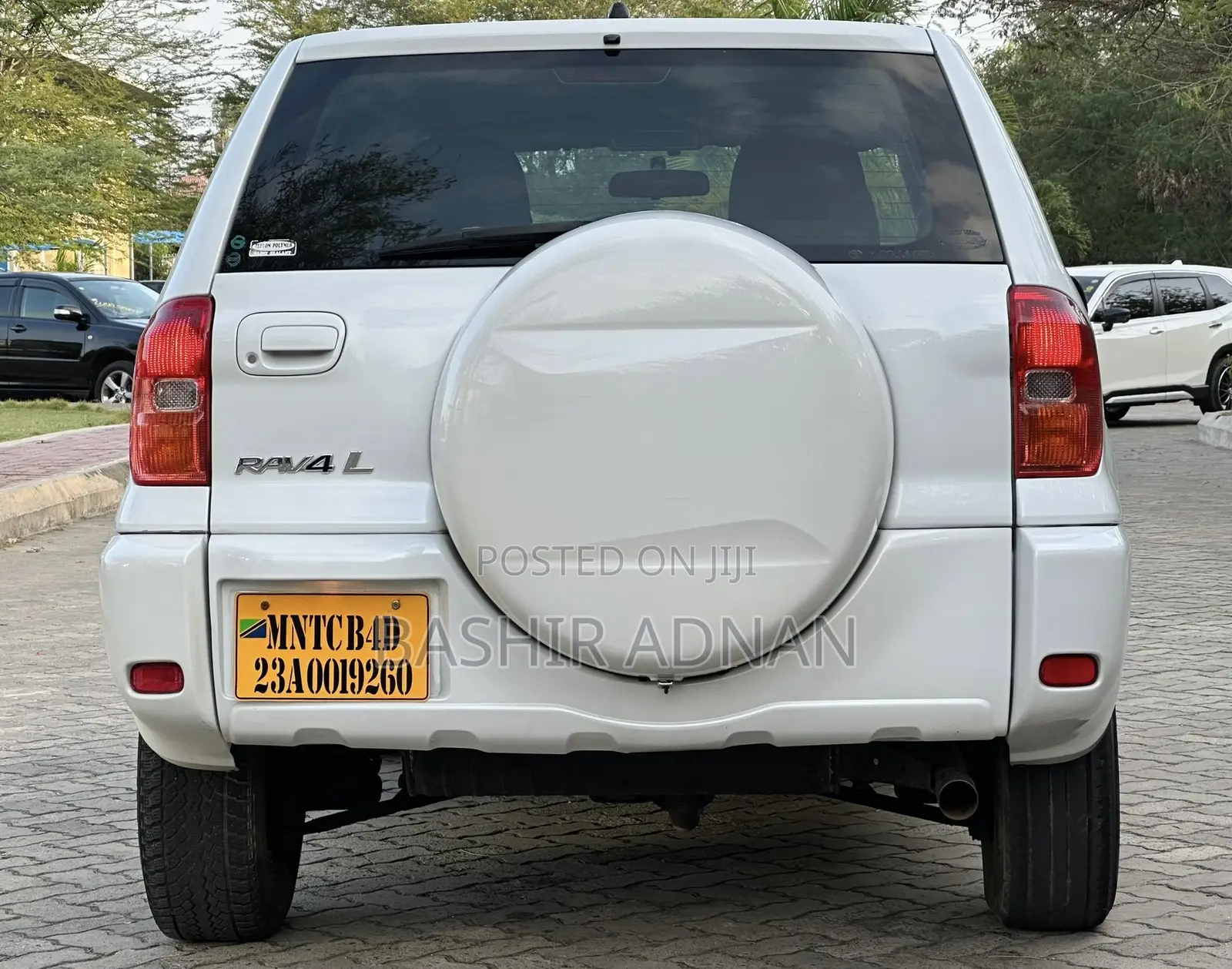 Toyota RAV4 Base FWD 2001 Pearl